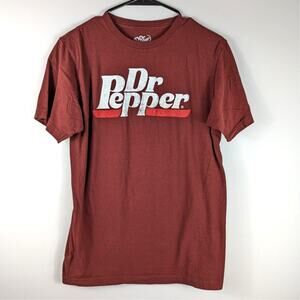 Dr Pepper Graphic T Shirt Mens Medium Red Logo Soda Brand Short Sleeve Tee
